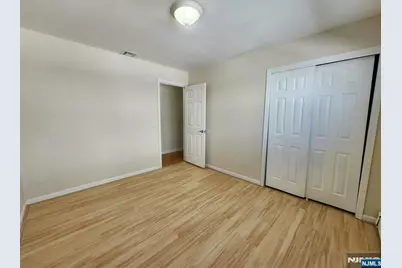 830 Pennsylvania Avenue, Lyndhurst Township, NJ 07071 - Photo 30