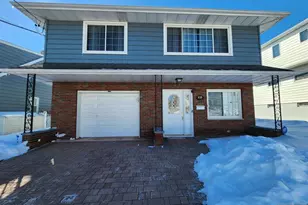 830 Pennsylvania Ave, Lyndhurst Township, NJ 07071 - Photo 1