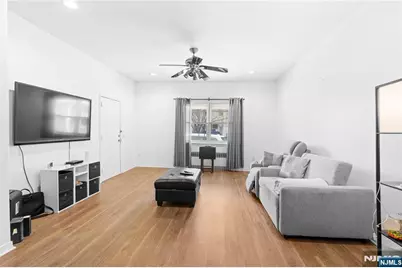 126 69th Street, Guttenberg, NJ 07093 - Photo 4