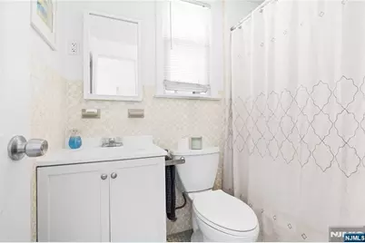 126 69th Street, Guttenberg, NJ 07093 - Photo 20