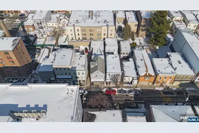 126 69th Street, Guttenberg, NJ 07093 - Photo 40