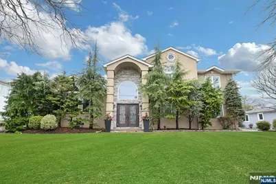 38 Geraldine Road, Englewood Cliffs, NJ 07632 - Photo 1