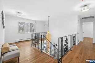 360 Valley View Ave, Paramus, NJ 07652 - Photo 16