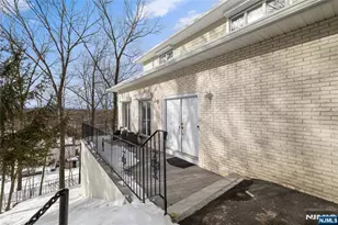 360 Valley View Ave, Paramus, NJ 07652 - Photo 40