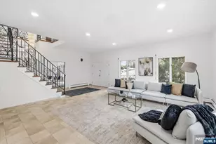 360 Valley View Ave, Paramus, NJ 07652 - Photo 4