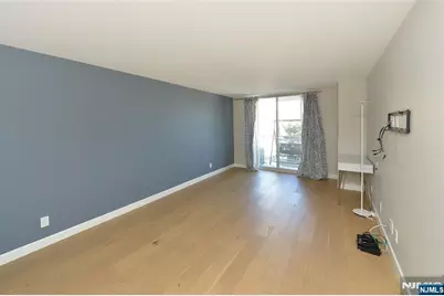 1055 River Road 310 #310, Edgewater, NJ 07020 - Photo 20