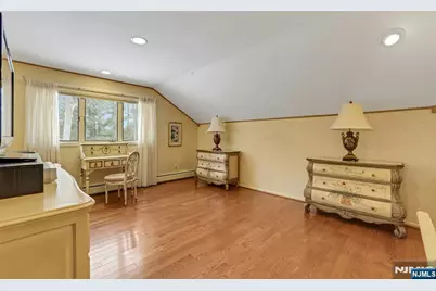 510 Hampton Hill Road, Franklin Lakes, NJ 07417 - Photo 32