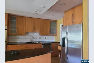 10 Peabody Court 1010 #1010, Teaneck Township, NJ 07666 - Photo 10