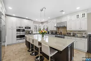 461 Arthur Terrace, Paramus, NJ 07652 - Photo 10