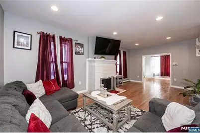 32 Newfield Street, East Orange, NJ 07017 - Photo 12