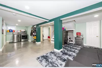 32 Newfield Street, East Orange, NJ 07017 - Photo 24