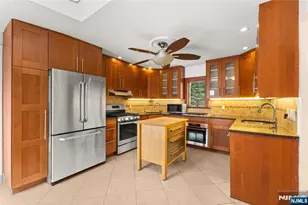 649 Ogden Ave, Teaneck Township, NJ 07666 - Photo 6