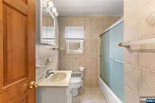 649 Ogden Ave, Teaneck Township, NJ 07666 - Photo 12