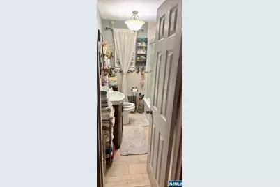 53 Donor Avenue, Elmwood Park, NJ 07407 - Photo 2