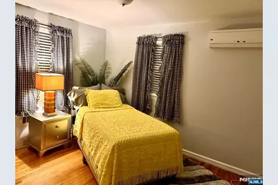 53 Donor Avenue, Elmwood Park, NJ 07407 - Photo 8
