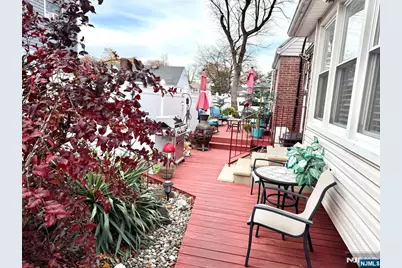 53 Donor Avenue, Elmwood Park, NJ 07407 - Photo 4