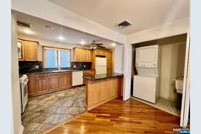 314 Midland Avenue 3 #3, Saddle Brook Township, NJ 07663 - Photo 4