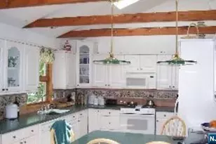 17 Malden Ct 2, Bergenfield, NJ 07621 - Photo 2