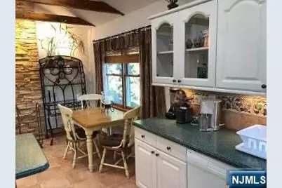 17 Malden Court 2 #2, Bergenfield, NJ 07621 - Photo 10