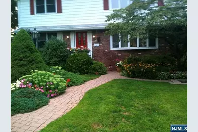 17 Malden Court 2 #2, Bergenfield, NJ 07621 - Photo 1