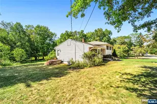 1011 Washington Ave, Old Tappan, NJ 07675 - Photo 32