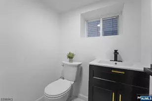 48 Adams St, Irvington, NJ 07111 - Photo 32