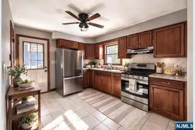 20 Bannehr Street, Oakland, NJ 07436 - Photo 4