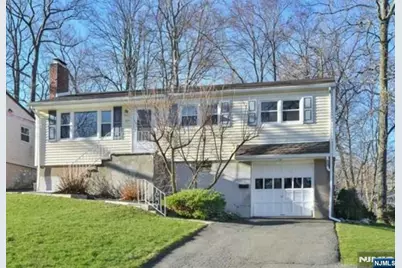 20 Bannehr Street, Oakland, NJ 07436 - Photo 1