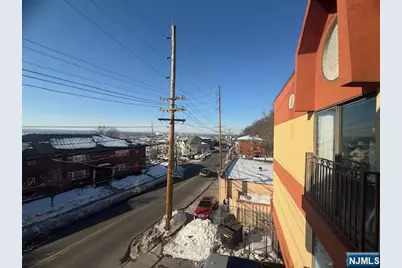 589 Fairview Avenue 4 #4, Fairview, NJ 07022 - Photo 8