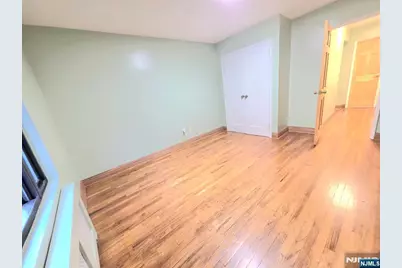2163B N Central Road B #B, Fort Lee, NJ 07024 - Photo 10