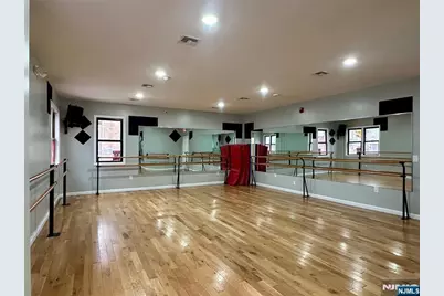 536 61st Street, West New York, NJ 07093 - Photo 4