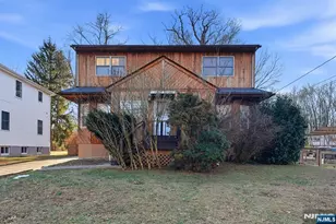 31 West St, Closter, NJ 07624 - Photo 2