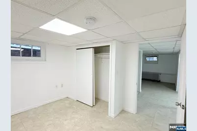 40 Hickory Avenue, Bergenfield, NJ 07621 - Photo 10