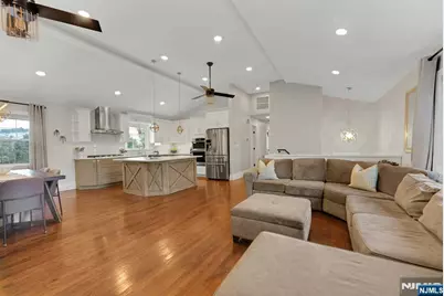 30-06 Morlot Avenue, Fair Lawn, NJ 07410 - Photo 10