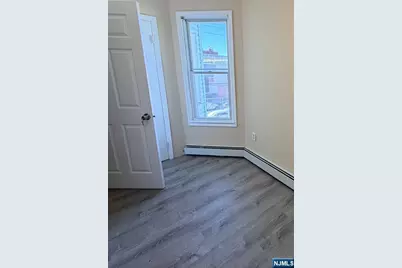 207 Sussex Avenue, Newark, NJ 07103 - Photo 6