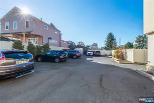 604 Ave A 104, Bayonne, NJ 07002 - Photo 24