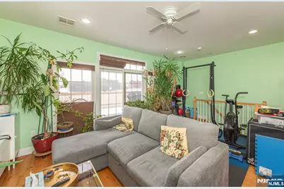 604 Avenue A 104 #104, Bayonne, NJ 07002 - Photo 18