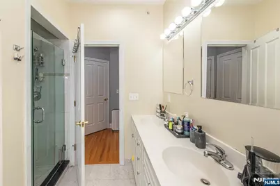 604 Avenue A 104 #104, Bayonne, NJ 07002 - Photo 14