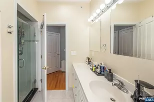 604 Ave A 104, Bayonne, NJ 07002 - Photo 14