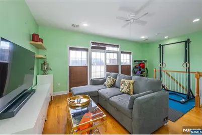 604 Avenue A 104 #104, Bayonne, NJ 07002 - Photo 26