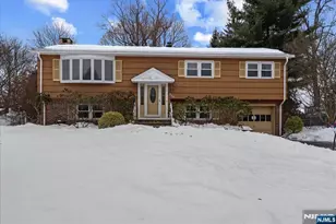 230 Orchard Dr, Mahwah, NJ 07430 - Photo 2