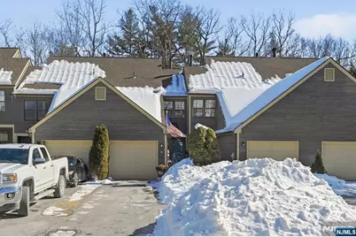 41 Lexington Lane F #F, West Milford, NJ 07480 - Photo 1