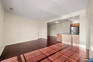 2404 Windsor Park Ct 404, Englewood, NJ 07631 - Photo 6