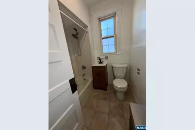 238 Columbus Place 2nd Fl #2ND FL, Cliffside Park, NJ 07010 - Photo 10