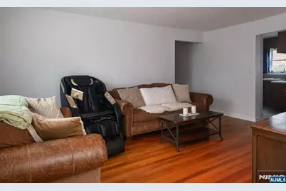 296 Esplanade 27 #27, Hackensack, NJ 07601 - Photo 4