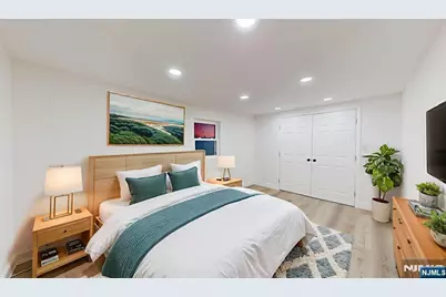 204 Philip Avenue 2 #2, Elmwood Park, NJ 07407 - Photo 2