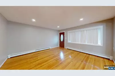 40 Howard Street, Bloomfield, NJ 07003 - Photo 2