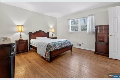 106 Walnut Street, Oakland, NJ 07436 - Photo 14