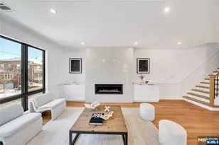 267 13th St, Palisades Park, NJ 07650 - Photo 6