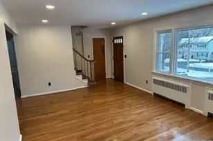 509 Spencer Dr, Wyckoff Township, NJ 07481 - Photo 2